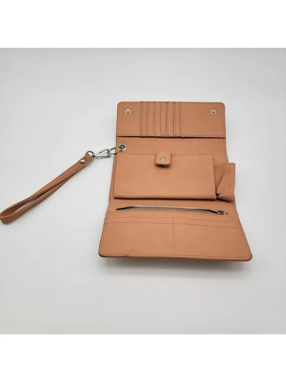 Cork Tri-Fold Organizer Wallet Wristlet